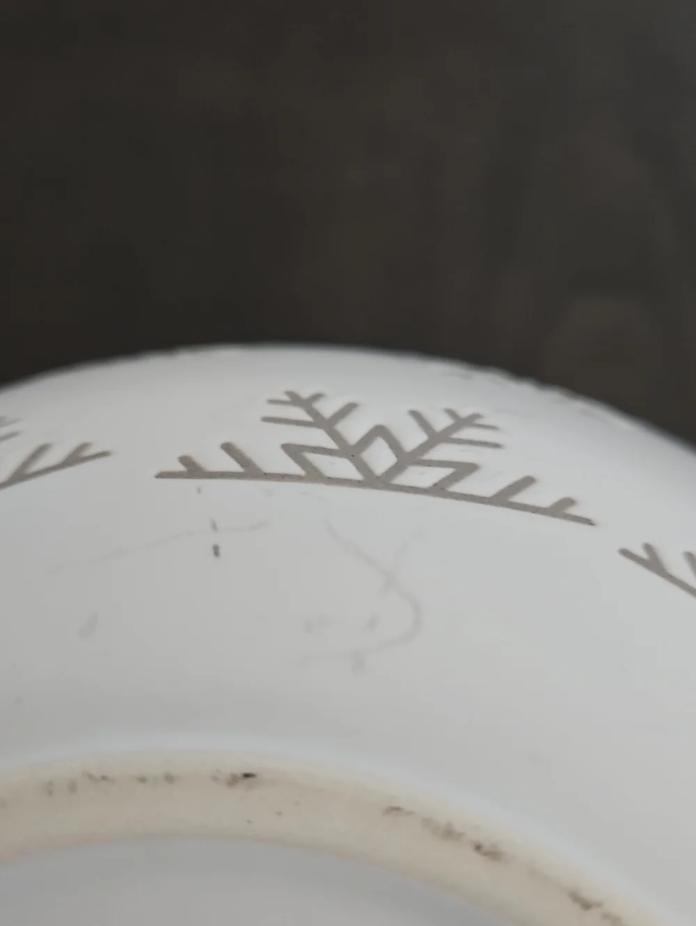 Crate & Barrel Batter White Snowflake Mixing Bowl with Pour Spout